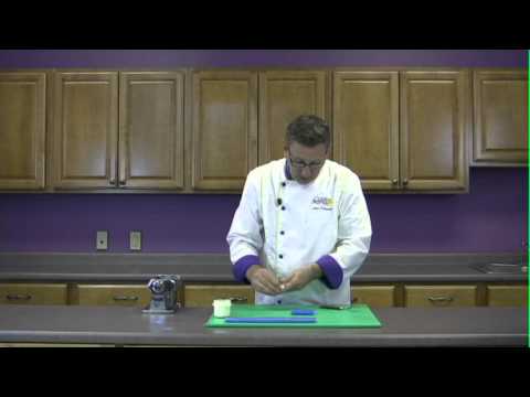 Edible Fondant Pearls | The Secret Finishing Touch