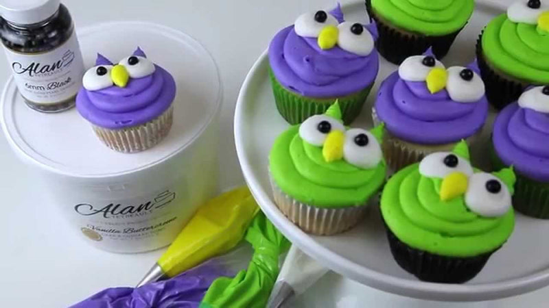 adorable-buttercream-owl-cupcakes