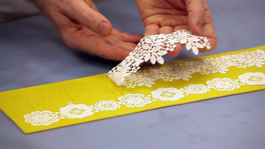 blossoms-vines-lace-cake-decorating-kit