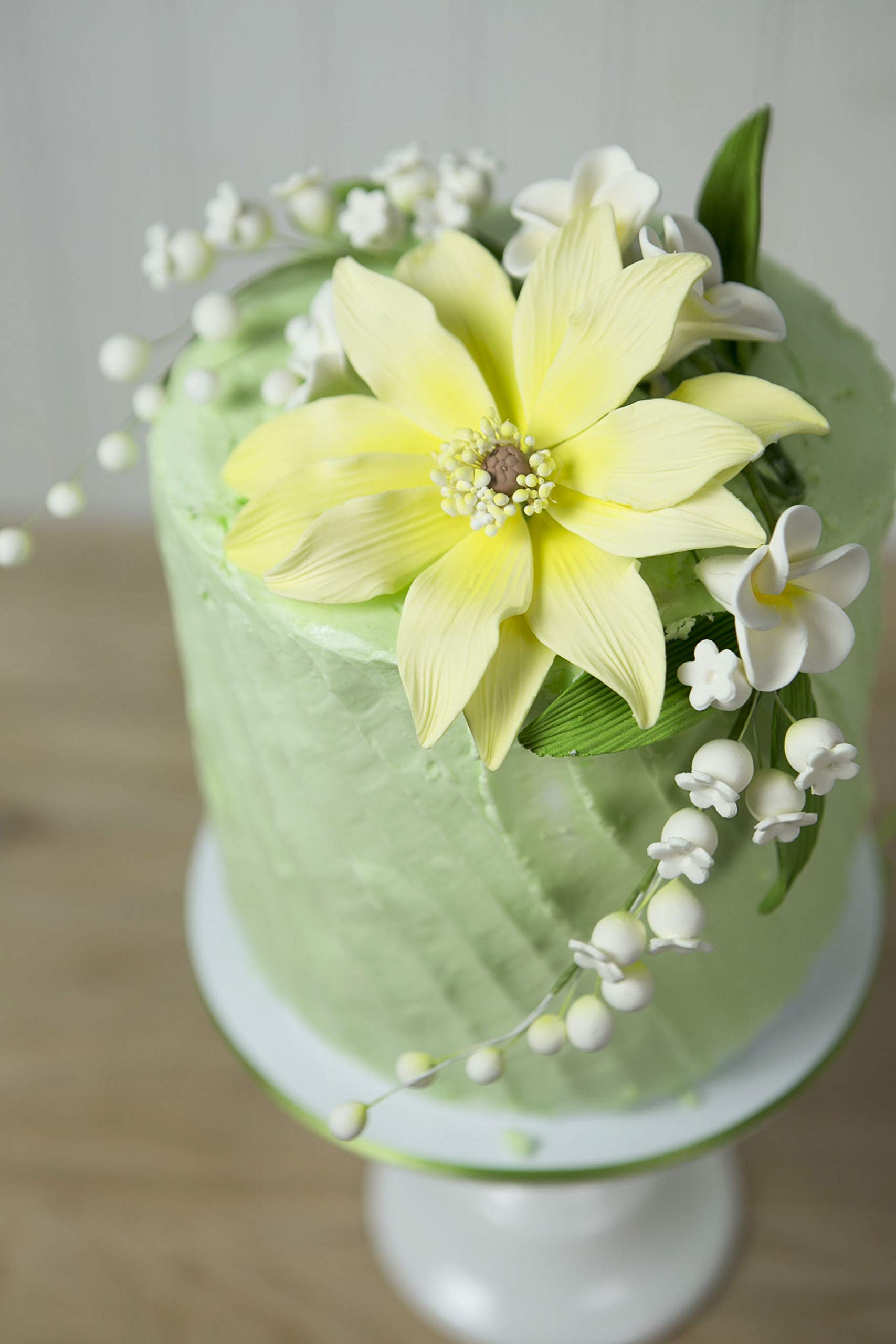 Tranquil Water Flowers, Decorative Sugar Cake Flowers by Global Sugar Art, 3 Count, Yellow