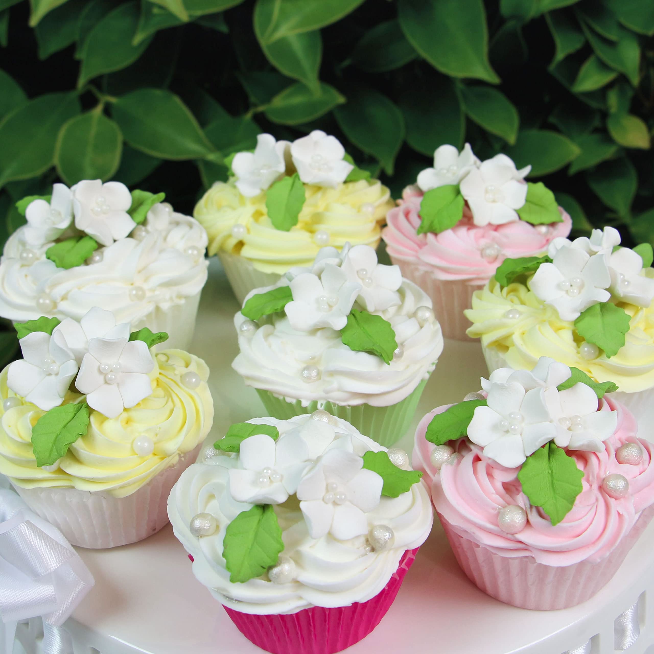 Flower Blossoms with Leaves, Edible Sugar Flowers for Cakes & Cupcakes, by Global Sugar Art, White