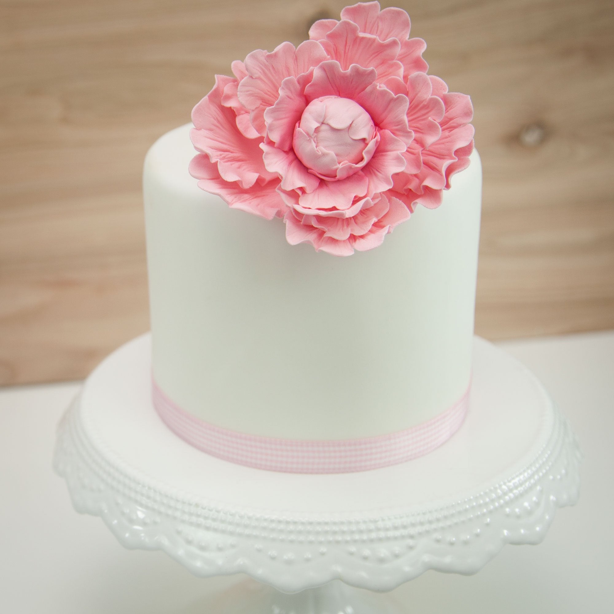 Premium Peony Sugar Flower by Global Sugar Art, Pink