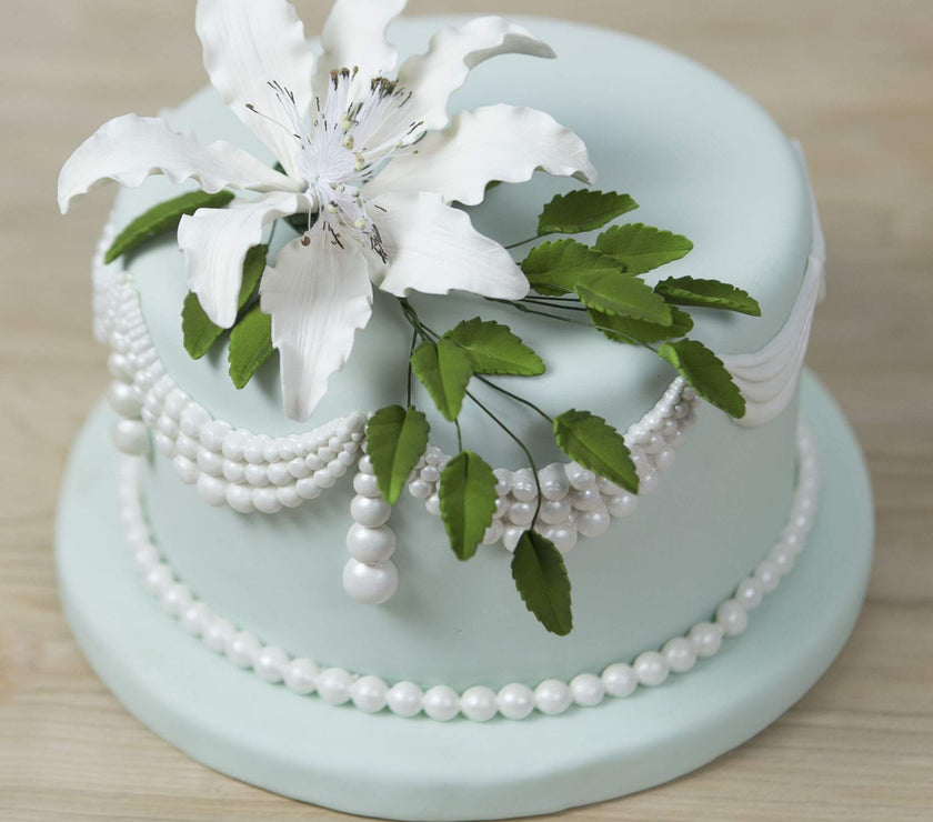 Sugar Lilies, Lily Flower Sprays, Cake Toppers by Global Sugar Art, White Shrine Lily Spray