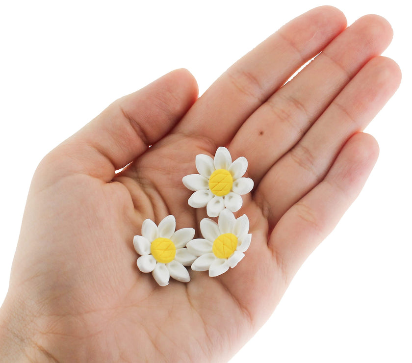 Edible Daisy Cake Decorations, White and Yellow Sugar Flowers, Unwired 3/4 Inch, Daisy Cupcake Toppers, Edible Flowers Cake Decorations by Chef Alan Tetreault, Global Sugar Art