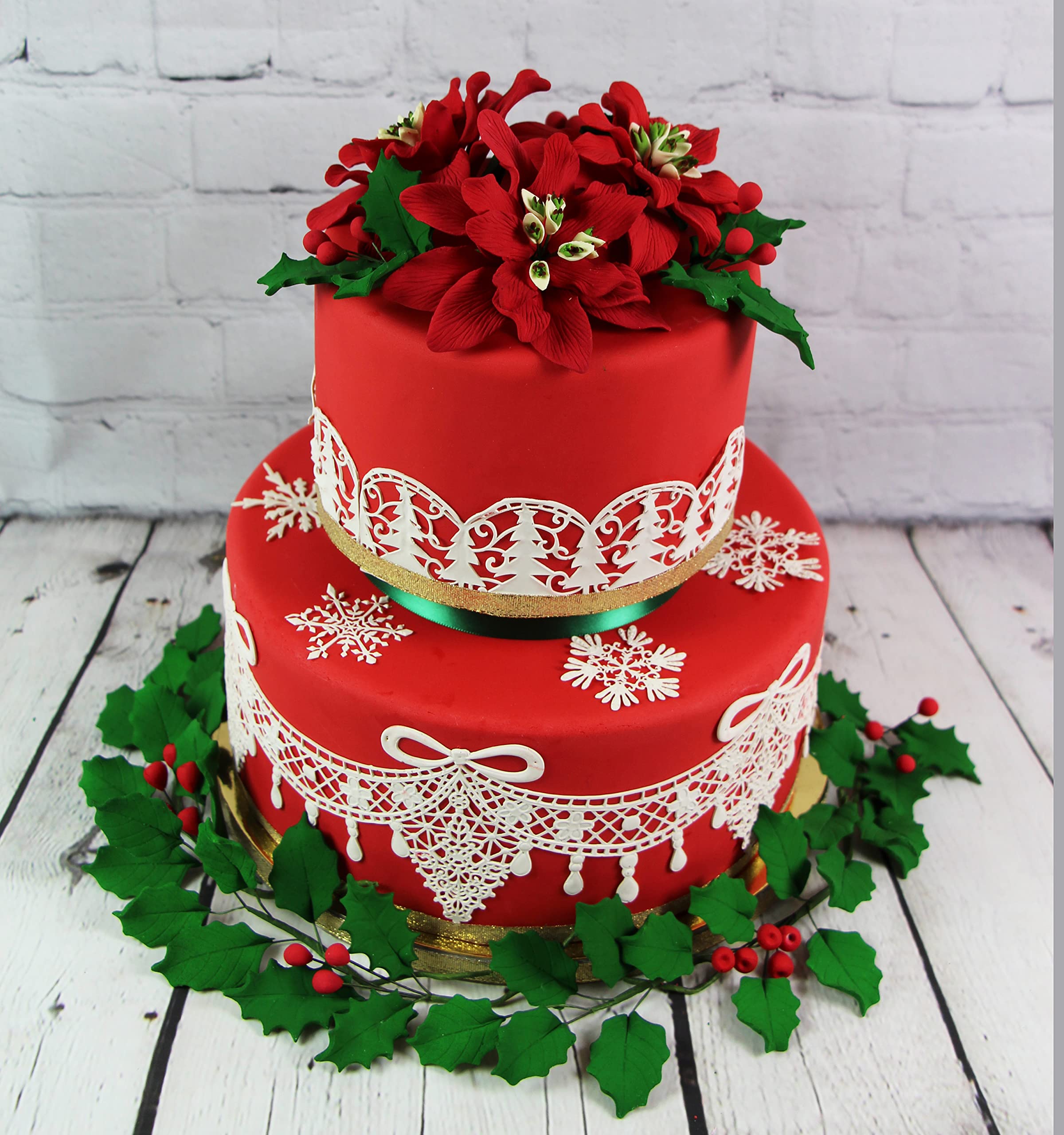 Poinsettia Sugar Flower & Holly Leaf Spray Kit for Cakes, by Global Sugar Art, Small with Berries