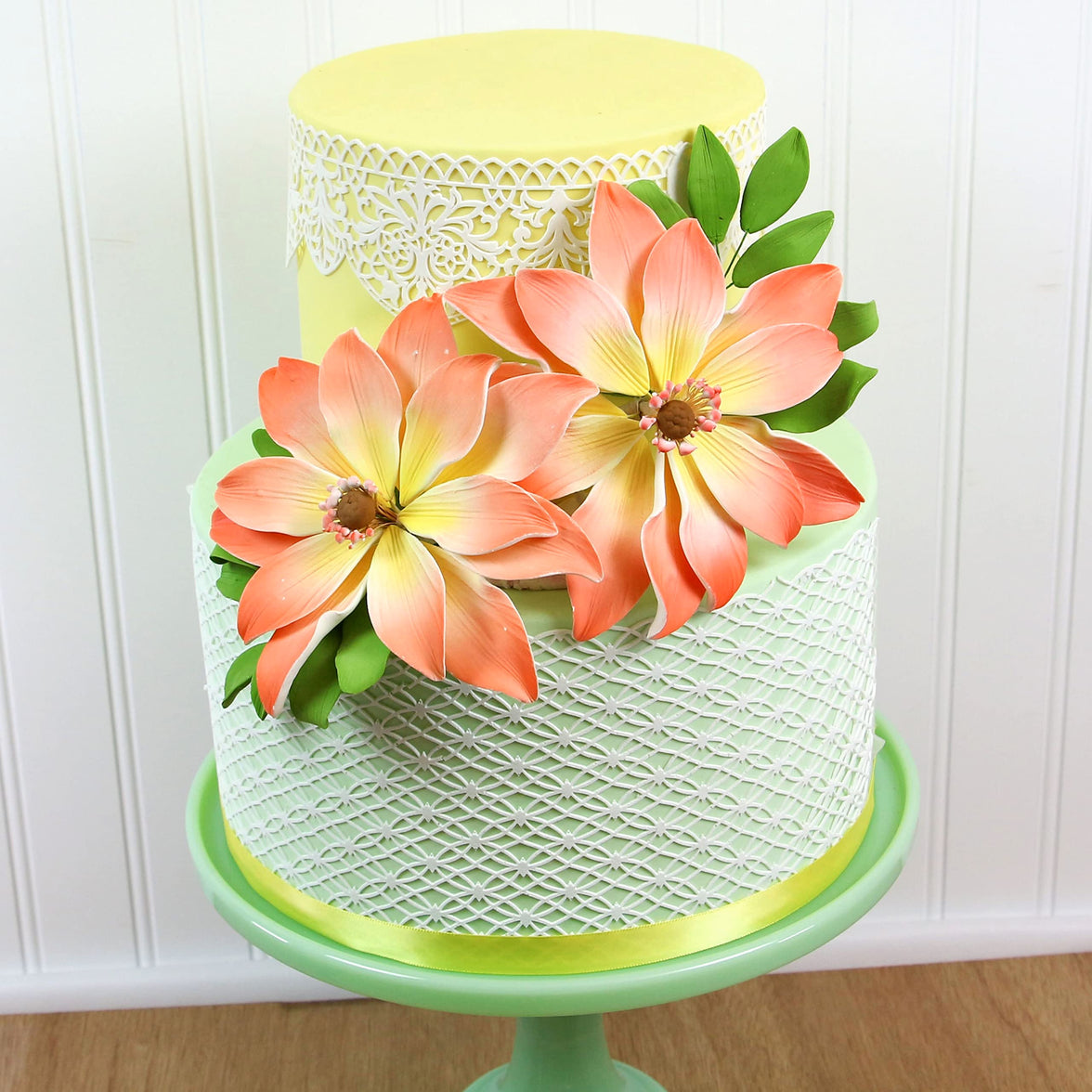 Tranquil Water Flowers, Decorative Sugar Cake Flowers by Global Sugar Art, 3 Count, Peach