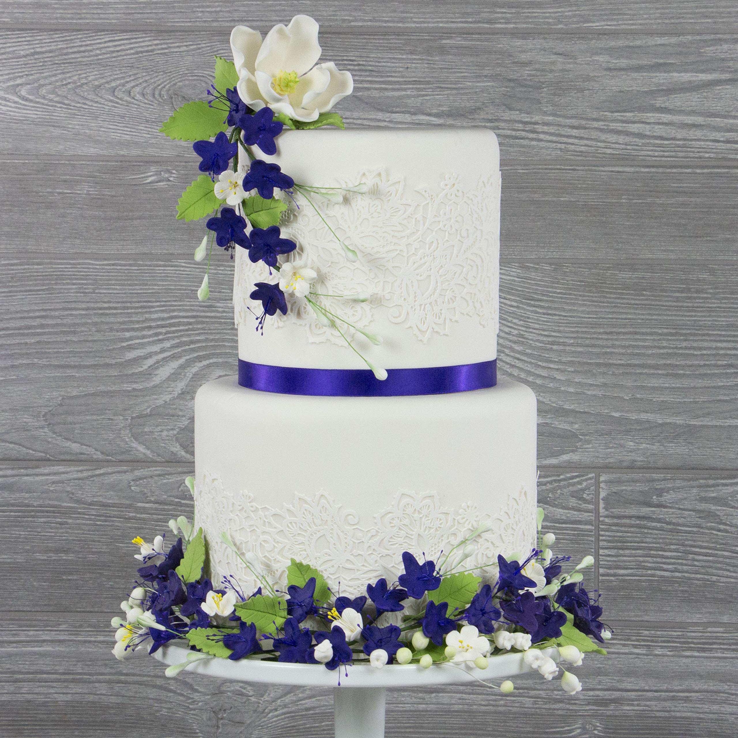 Magnolia Blossom Sugar Cake Flowers by Global Sugar Art, White, Large, 3 Count