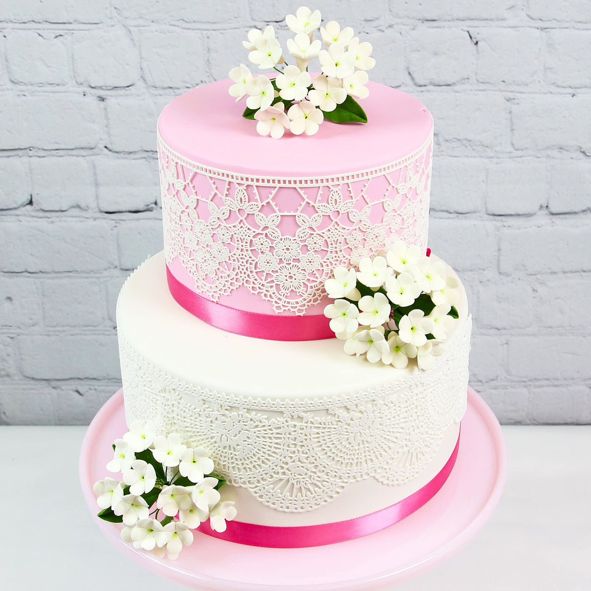 Stephanotis Spray Sugar Cake Flowers, by Global Sugar Art, White