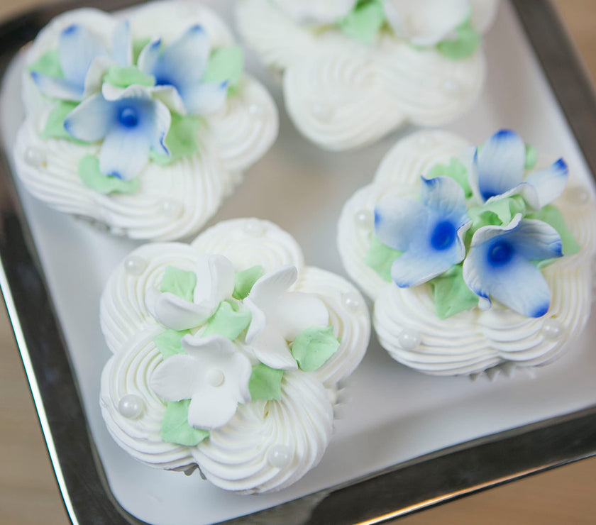 Hydrangea Sugar Flower Cake Decorations by Global Sugar Art, Blue