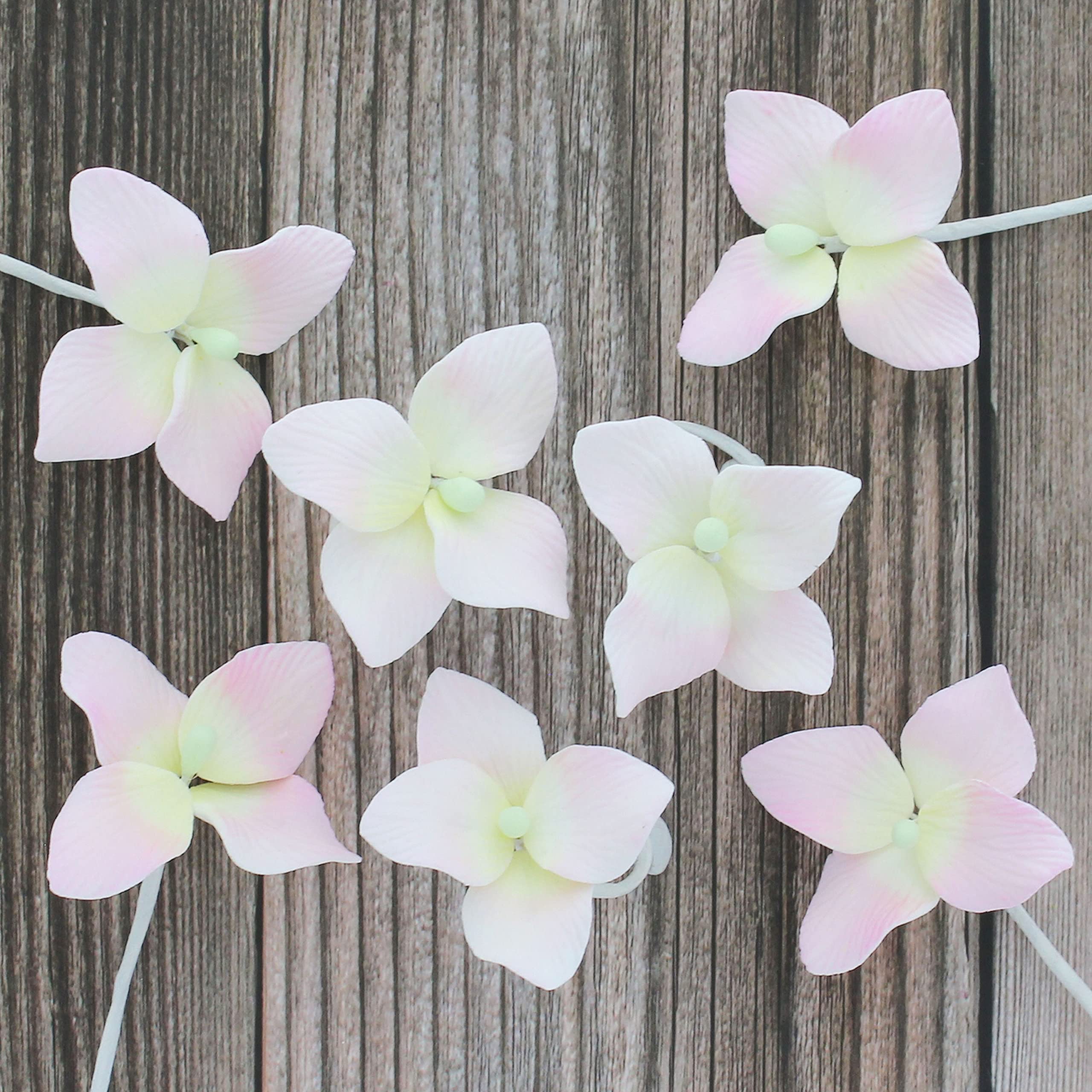 Hydrangea Blossoms, Flat Sugar Flowers by Global Sugar Art, 24 Count Pink