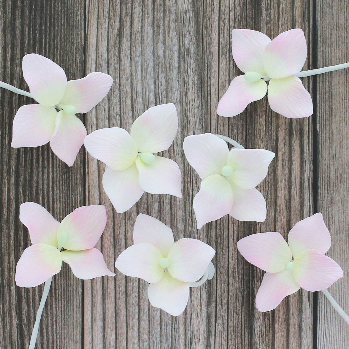 Hydrangea Blossoms, Flat Sugar Flowers by Global Sugar Art, 24 Count Pink