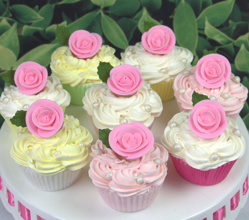 Premium Edible Roses for Cakes and Cupcakes, Sweet Royal Icing Roses, by Global Sugar Art, Pink