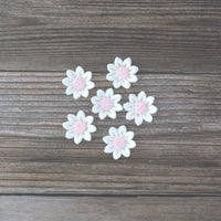 Edible Daisy Cake Decorations, White and Pink Sugar Flowers, Unwired 3/4 Inch, Daisy Cupcake Toppers, Edible Flowers Cake Decorations by Chef Alan Tetreault, Global Sugar Art