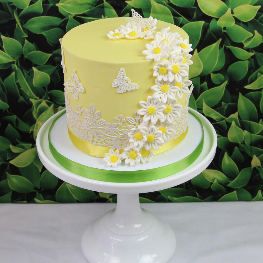 Edible Daisy Cake Decorations, White and Yellow Sugar Flowers, Unwired 1 Inch, Daisy Cupcake Toppers, Edible Flowers Cake Decorations by Chef Alan Tetreault, Global Sugar Art