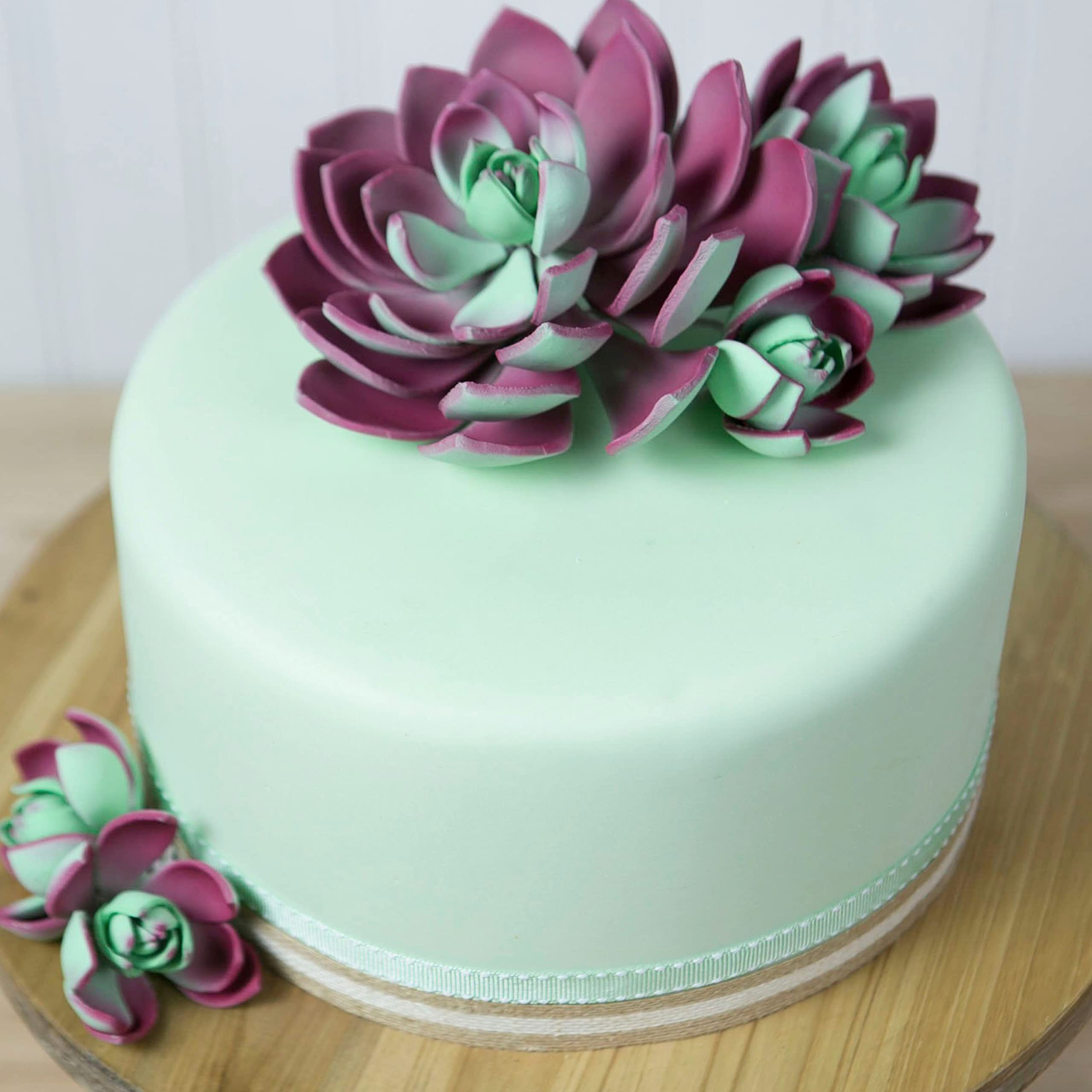 Global Sugar Art Succulent Romeo Sugar Cake Flowers Assortment with Wire, 3 Count by Chef Alan Tetreault