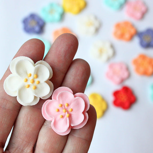 Dainty Bess Edible Sugar Flowers, Assorted Colors