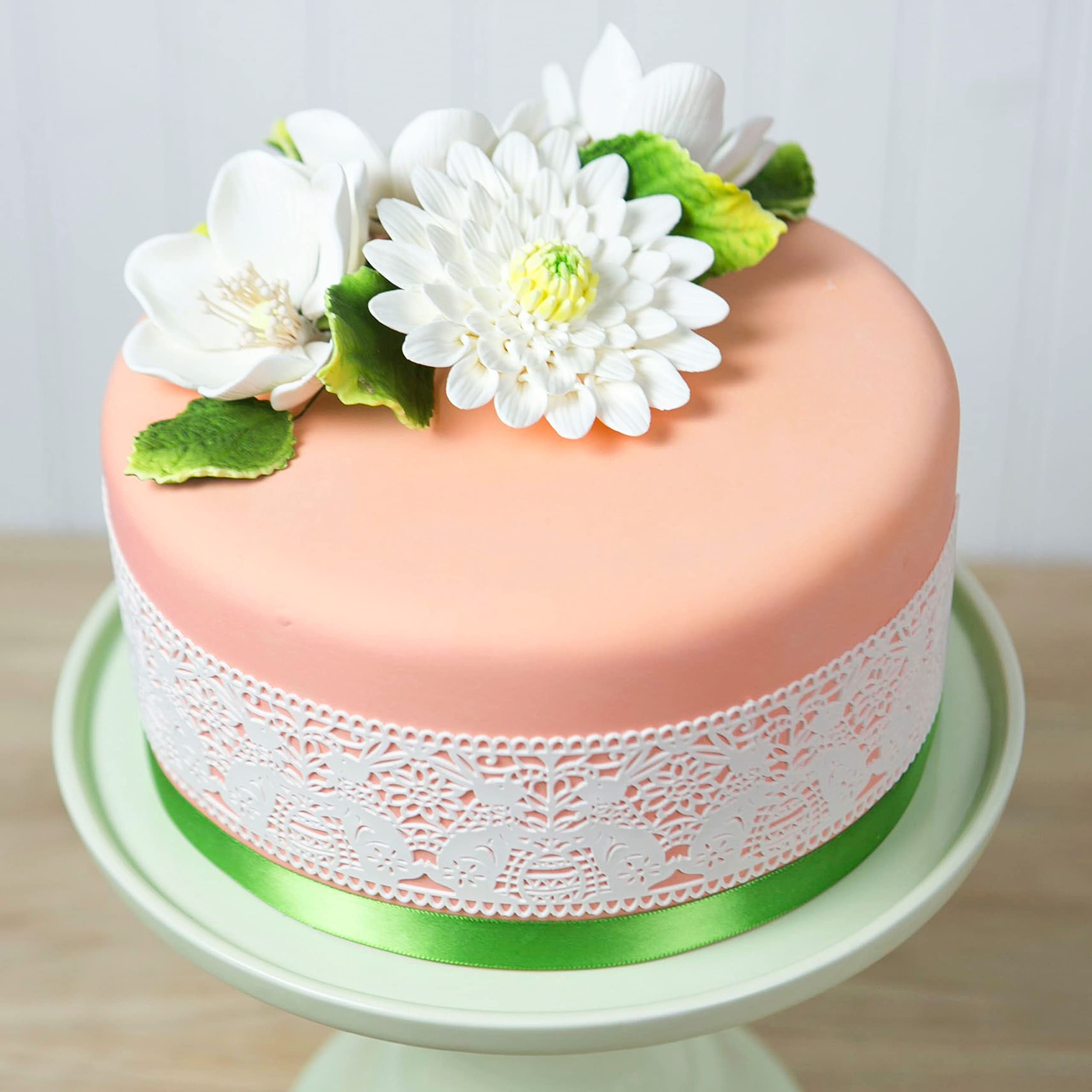 Global Sugar Art Sugar White and Green Anemone by Chef Alan Tetreault, 3 Count