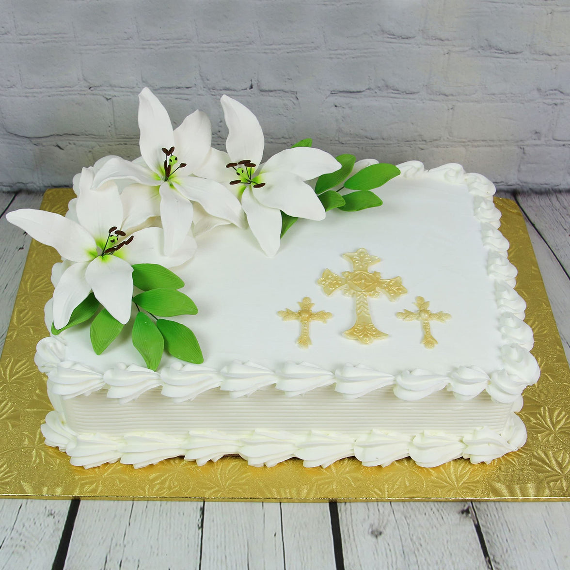 Easter Lily Sugar Flowers, Longiflorum Lilies with Leaf Sprays, by Global Sugar Art, White, 3 Count