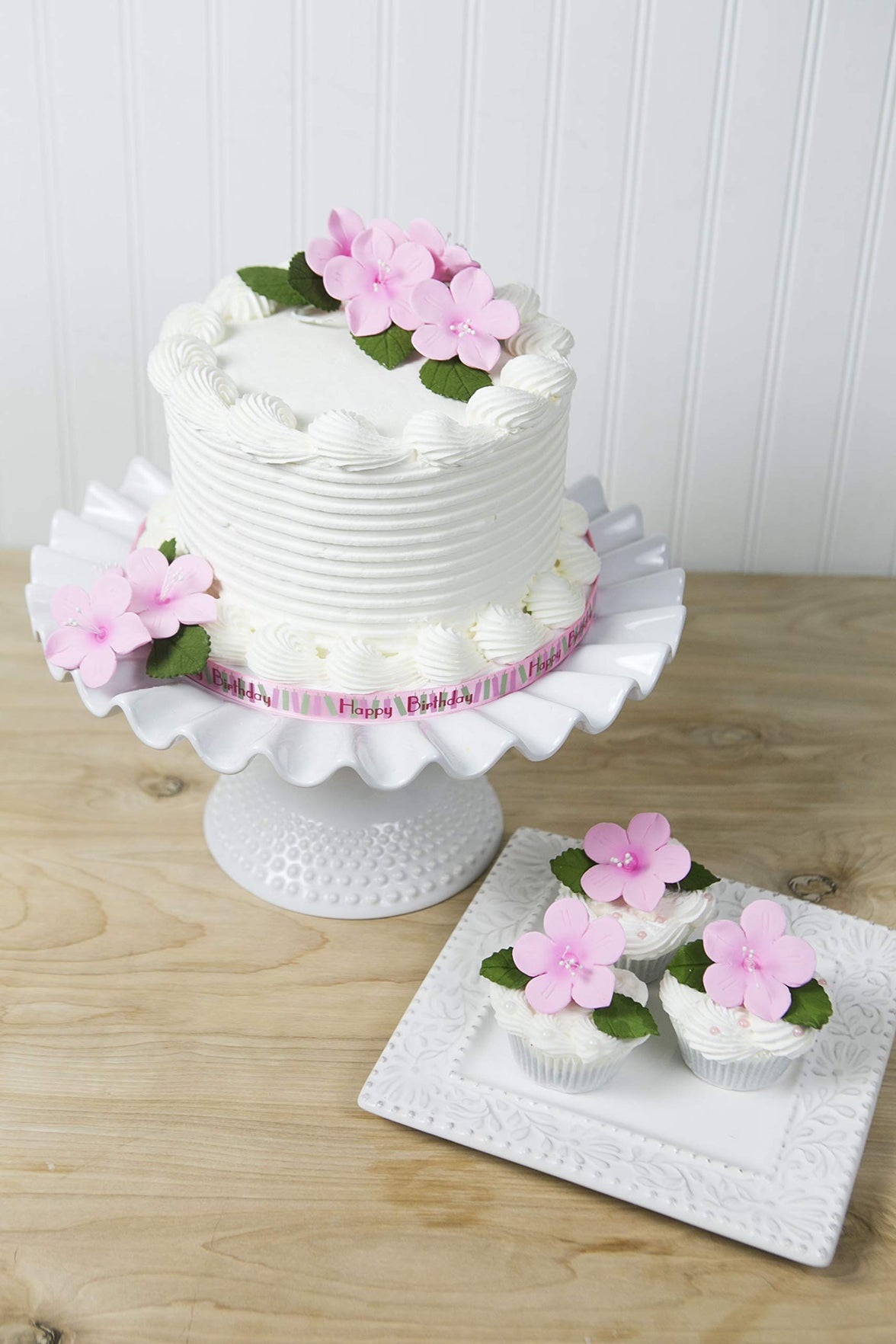 Hydrangea Leaves, Gum Paste Cake Decorations by Global Sugar Art, Green, Multiple Sizes