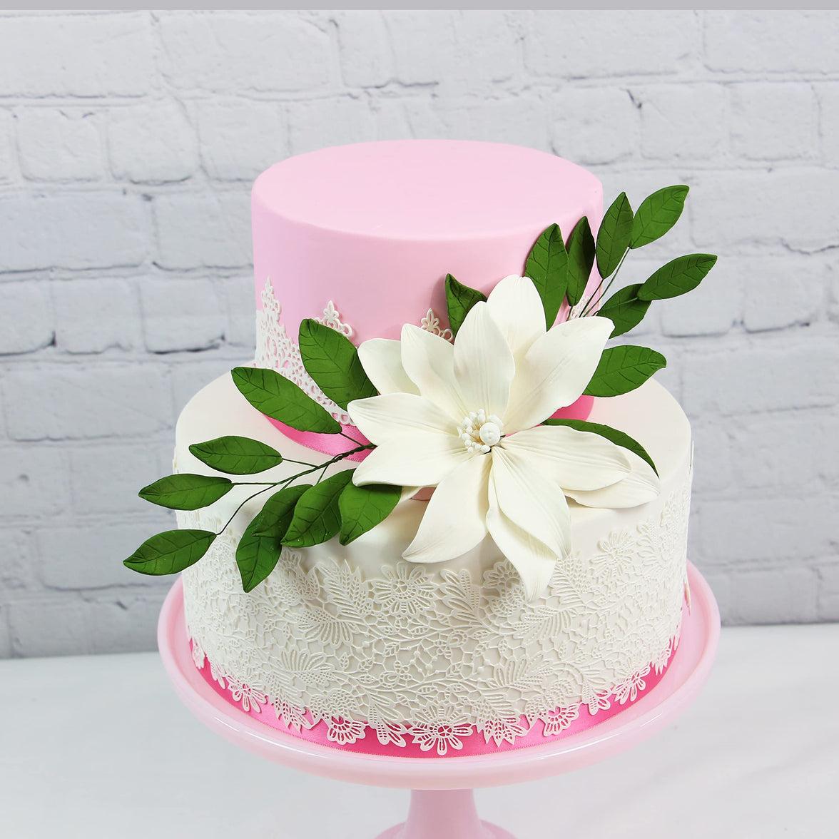 Tranquil Water Flowers, Decorative Sugar Cake Flowers by Global Sugar Art, 3 Count, White