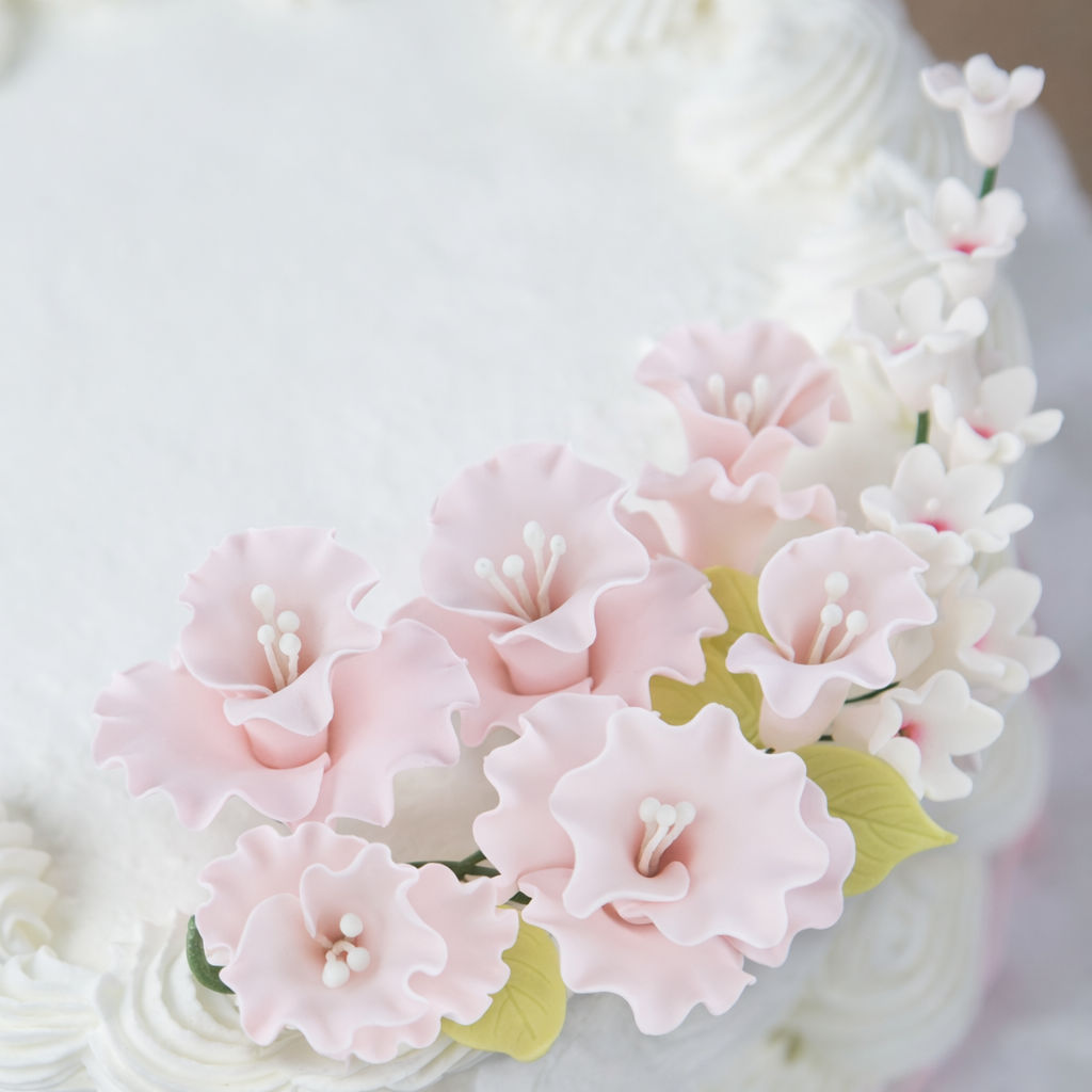 Flower Blossom Spray, Gum Paste Sugar Flowers for Cake Decorating, Soft Pink Cherry Blossoms with Leaves