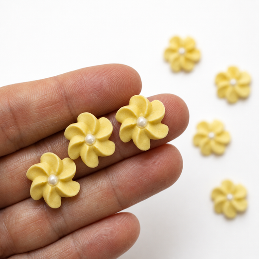 Mini Gold Edible Flowers with Pearls