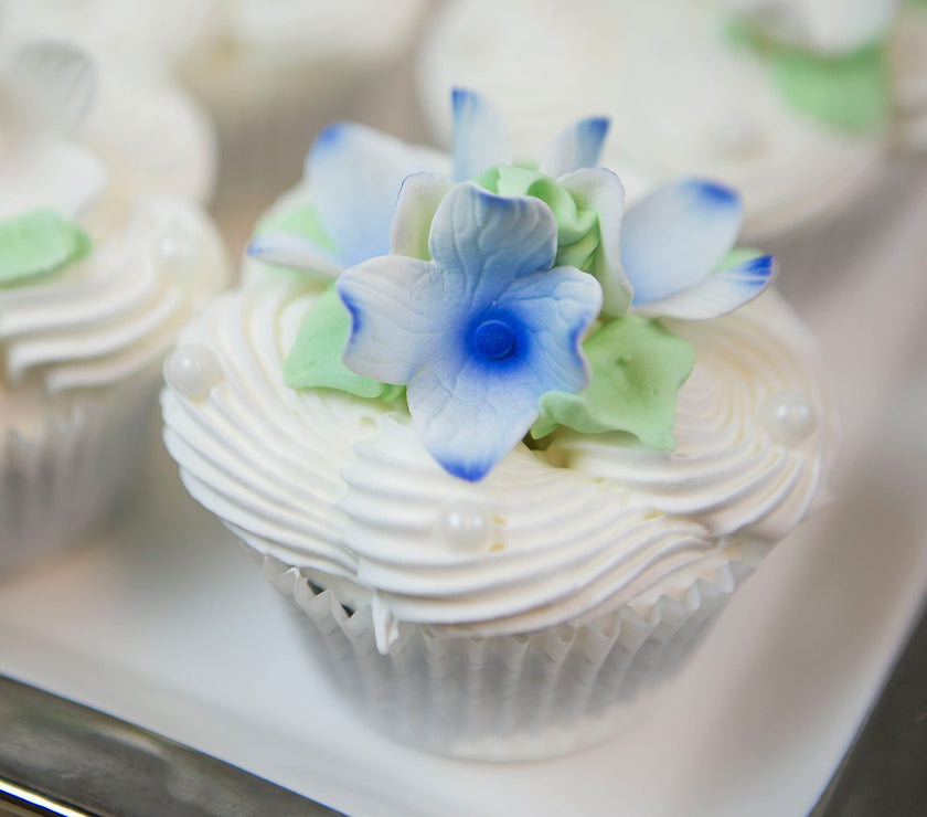 Hydrangea Sugar Flower Cake Decorations by Global Sugar Art, Blue