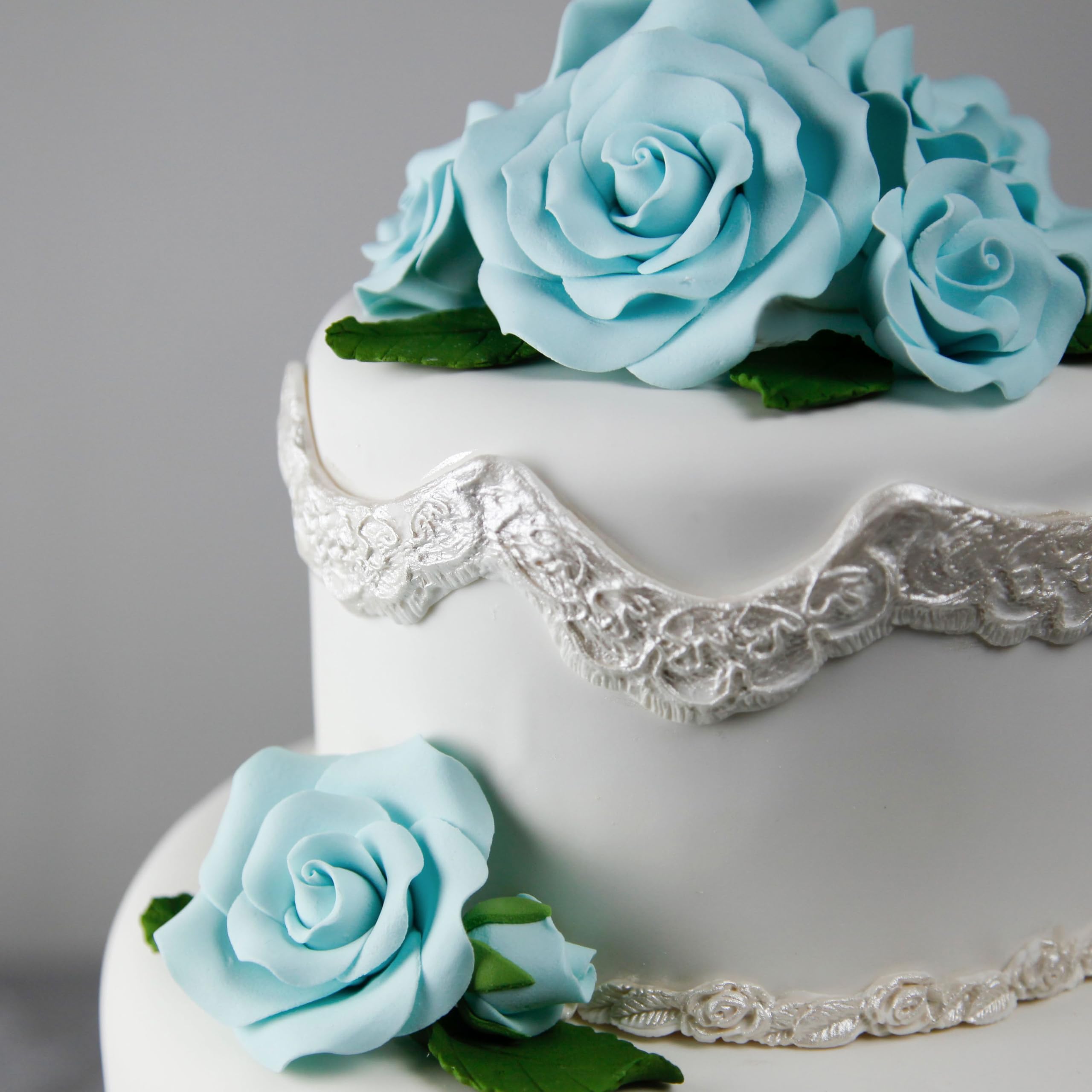 Exquisite Rose & Leaf Kit, Sugar Cake Flowers by Global Sugar Art, Baby Blue Roses with Leaves, 15-Piece Set