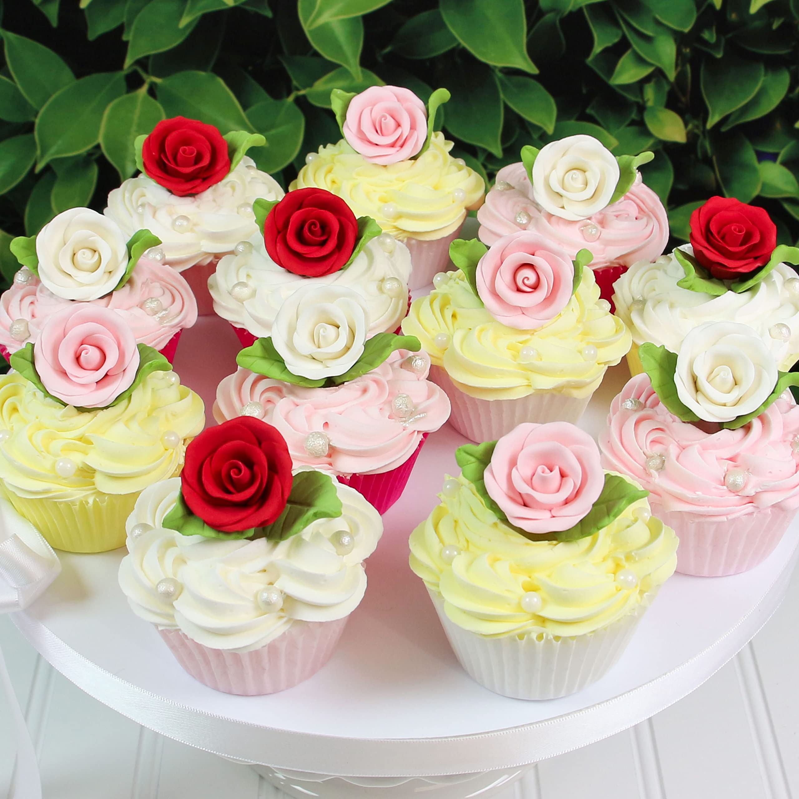 Premium Edible Roses with Leaves, Edible Sugar Cake & Cupcake Flower Kit, by Global Sugar Art, Pink