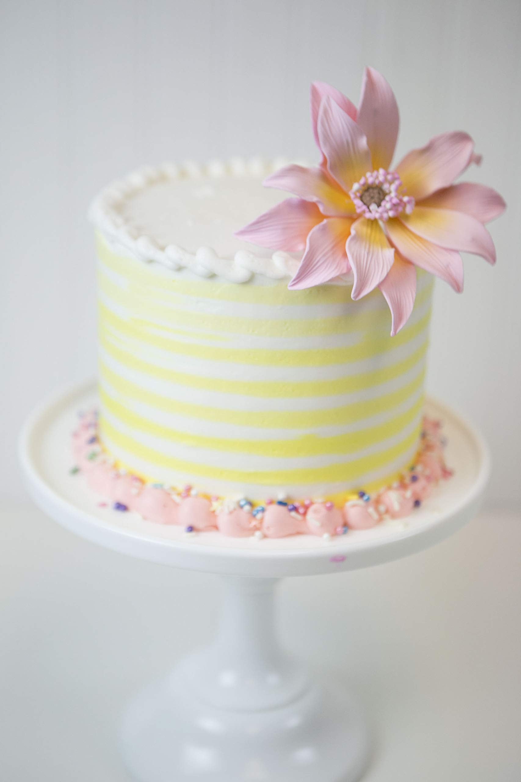 Tranquil Water Flowers, Decorative Sugar Cake Flowers by Global Sugar Art, 3 Count, Pink