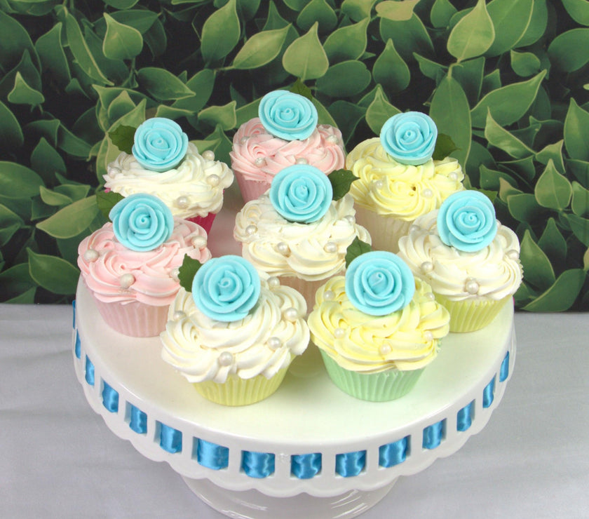 Premium Edible Roses for Cakes and Cupcakes, Sweet Royal Icing Roses, by Global Sugar Art, Light Blue