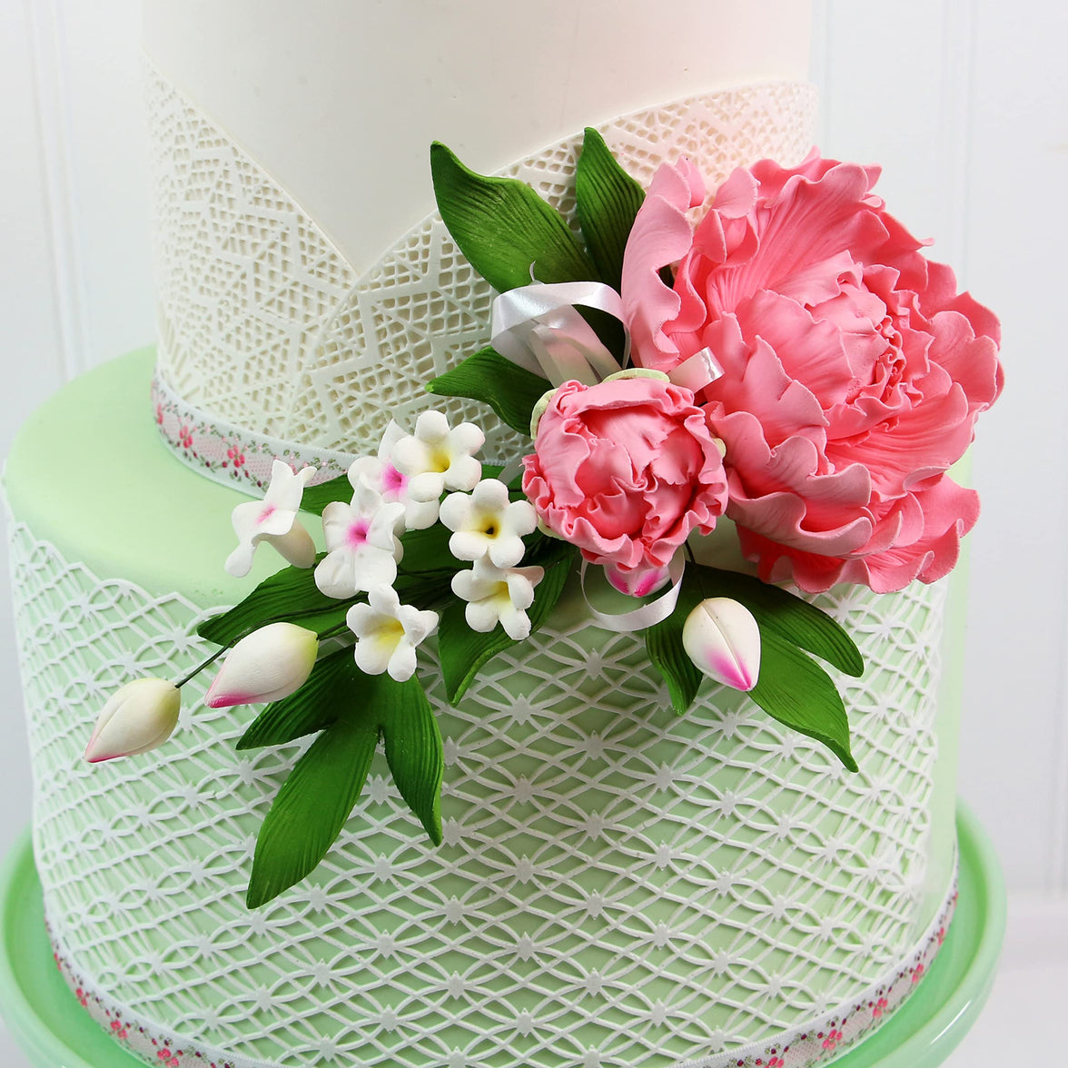 Premium Peony Sprays for Cake Decorating by Global Sugar Art, Pink Closed