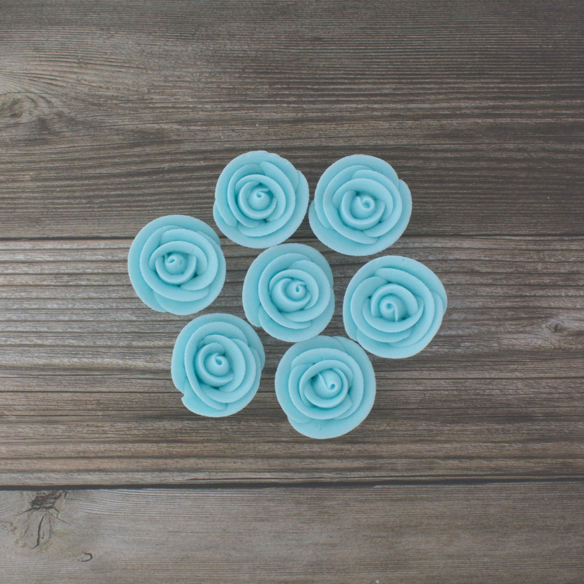 Premium Edible Roses for Cakes and Cupcakes, Sweet Royal Icing Roses, by Global Sugar Art, Light Blue