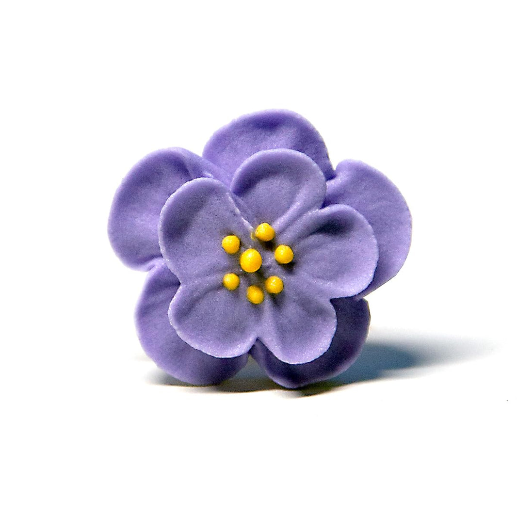 Global Sugar Art Royal Icing Flowers by Chef Alan Tetreault