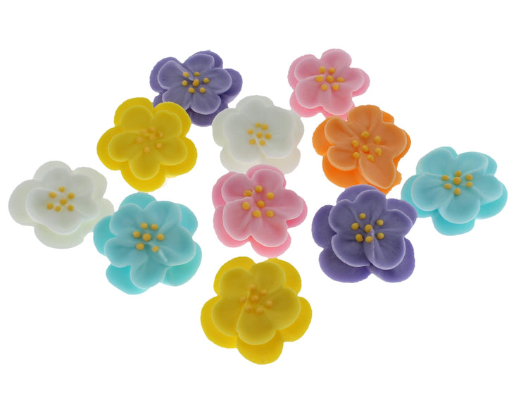 Global Sugar Art Royal Icing Flowers by Chef Alan Tetreault