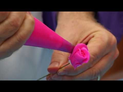 Buttercream Basics: Buttercream Rose